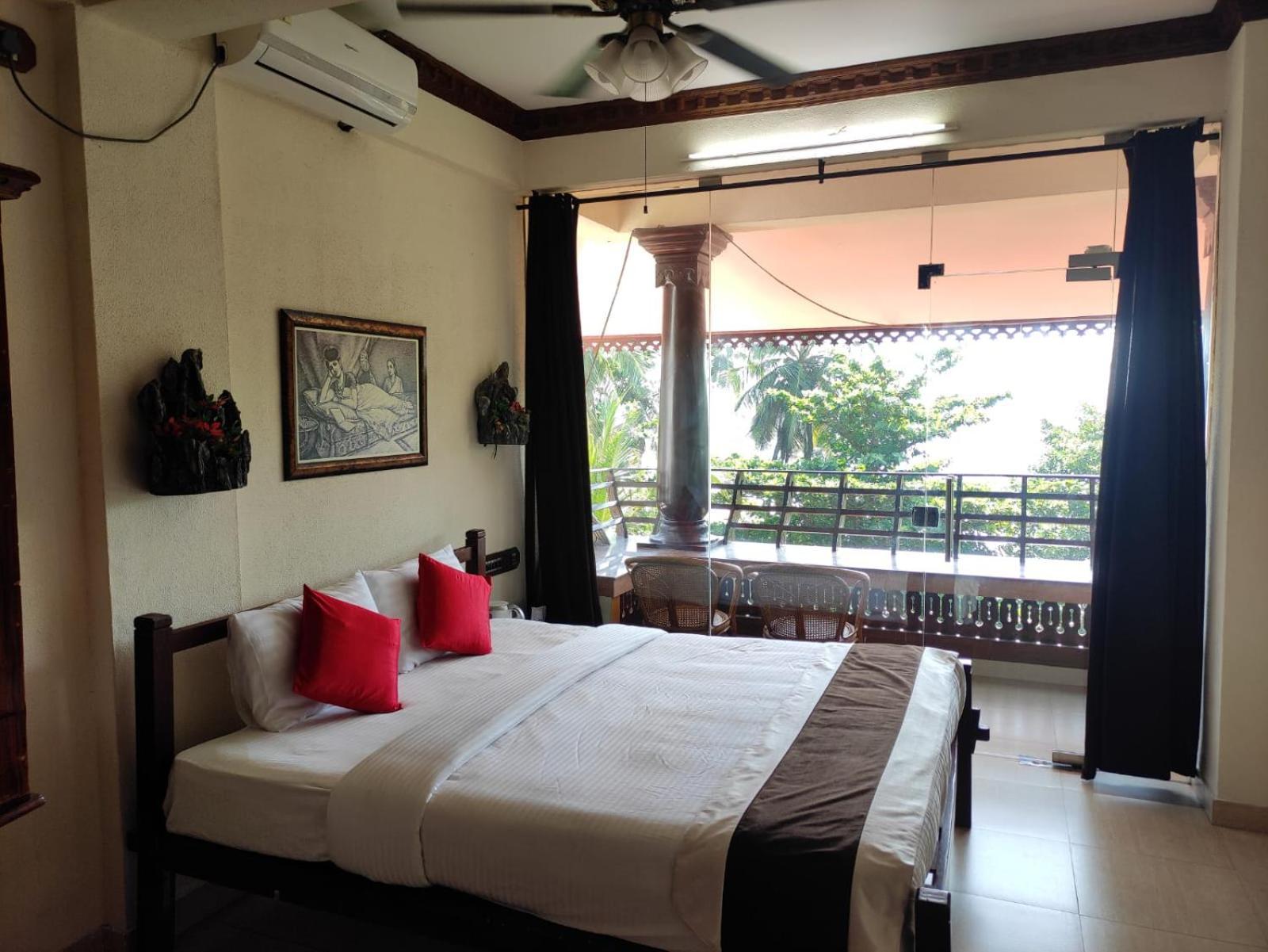 Kovalam Beach Hotel Екстер'єр фото