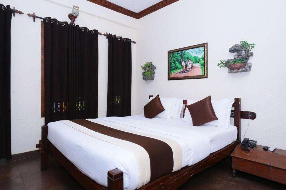 Kovalam Beach Hotel Екстер'єр фото